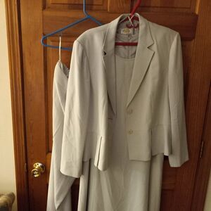 Talbots 3 Piece Light Gray Women's Dress Suit